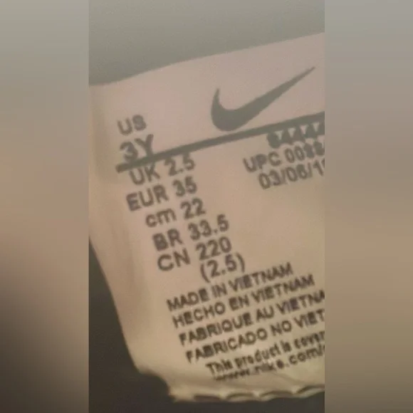 Kids Nike Bright Yellow and Black Soccer Cleats - Picture 4 of 6